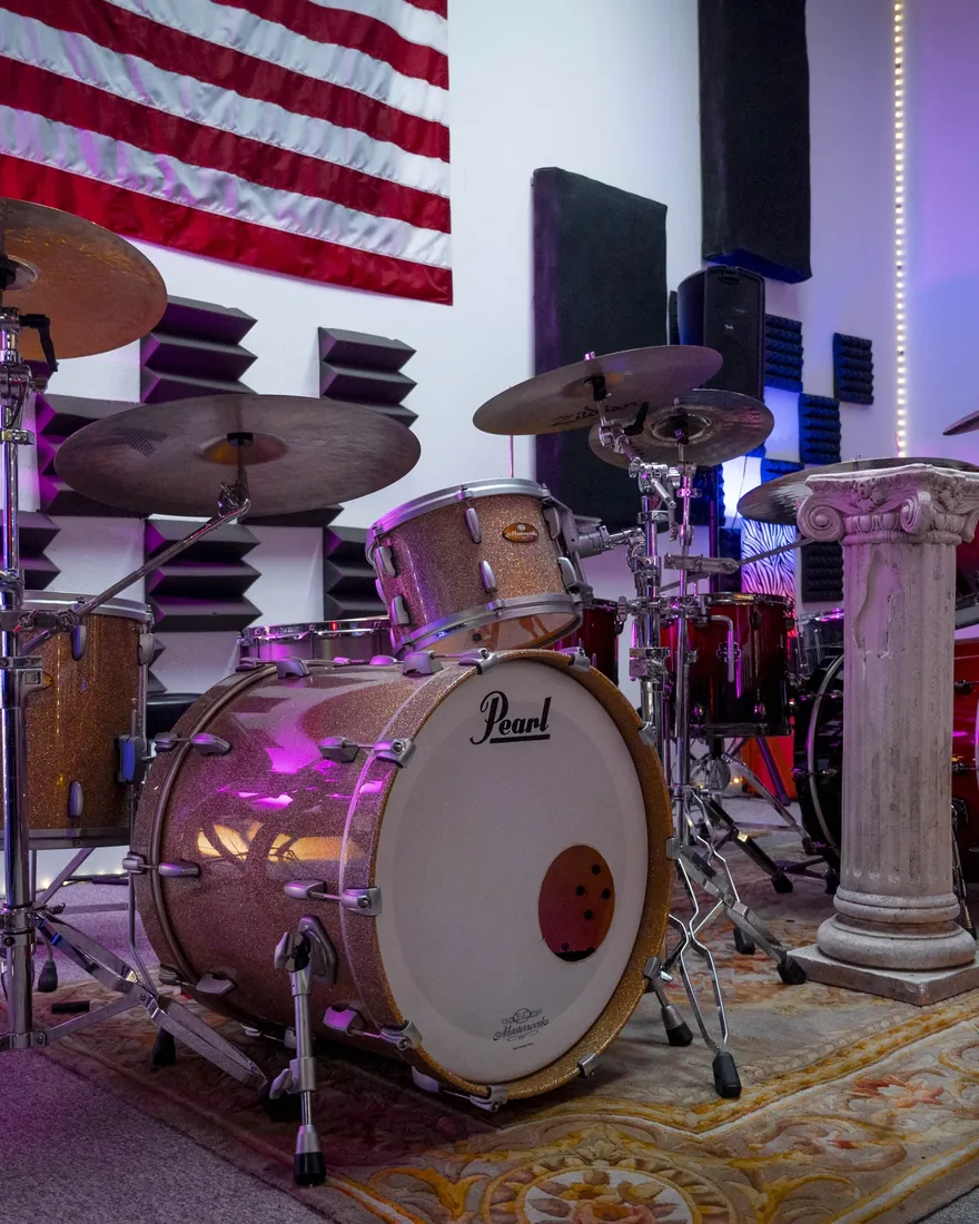 Drum kit in the Detar live room